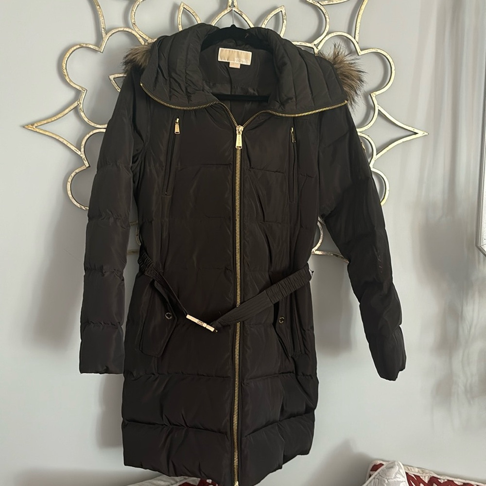 Michael Kors Belted Puffer- M